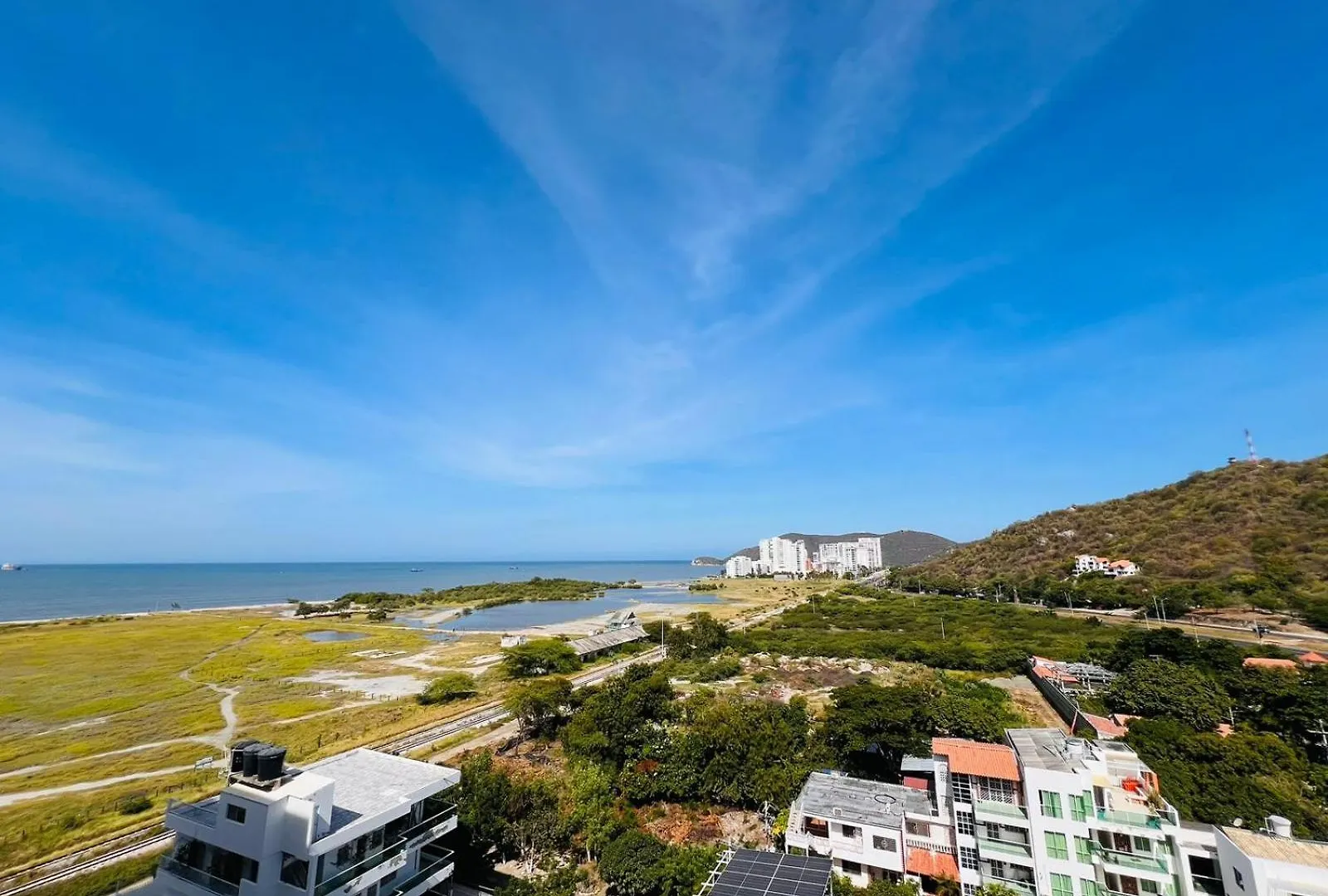 La Mejor Vista Al Mar En Pozos Colorados Desde Salinas Del Mar Apartment Gaira 0*,  Colombia