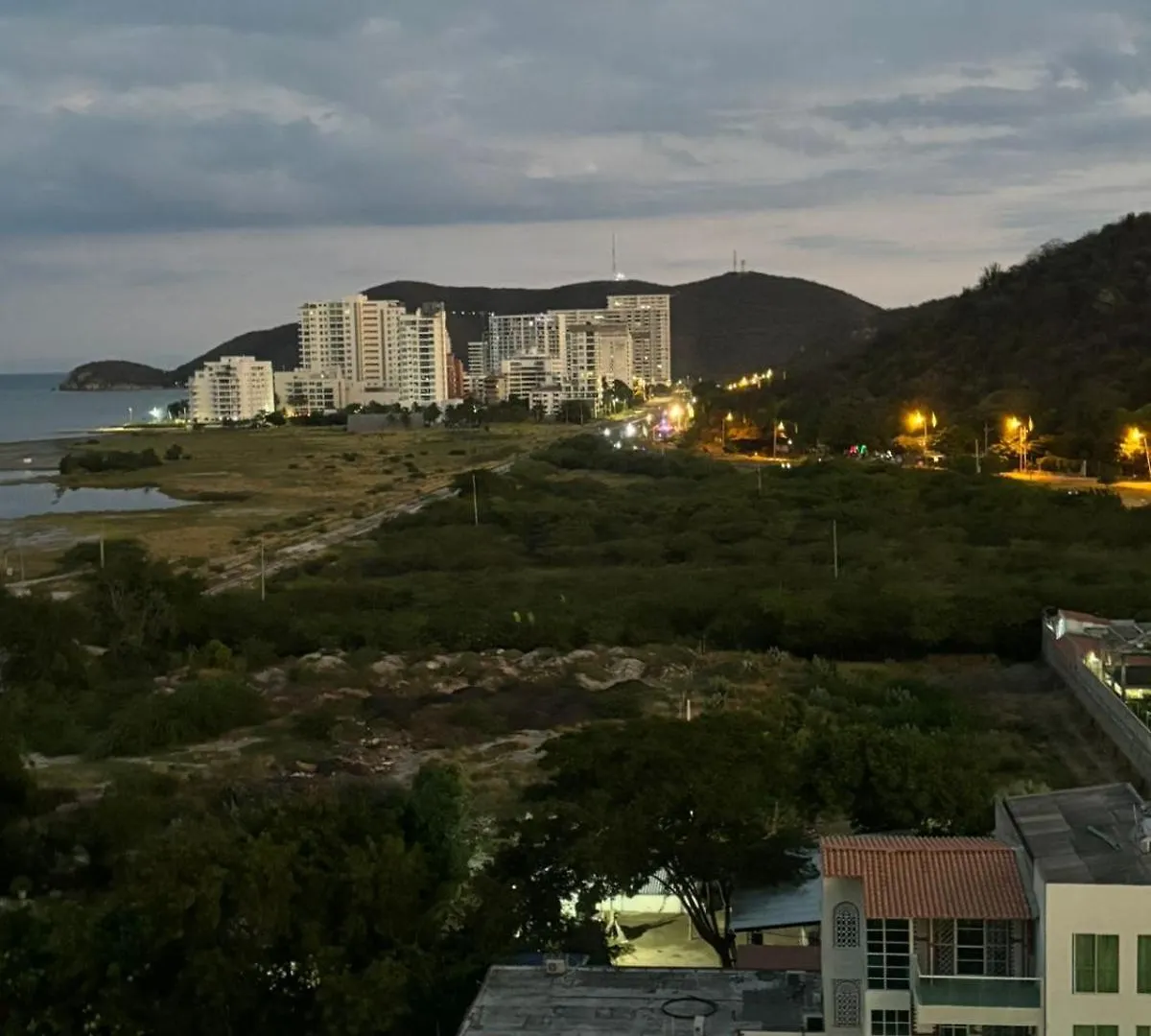 La Mejor Vista Al Mar En Pozos Colorados Desde Salinas Del Mar Apartment Gaira